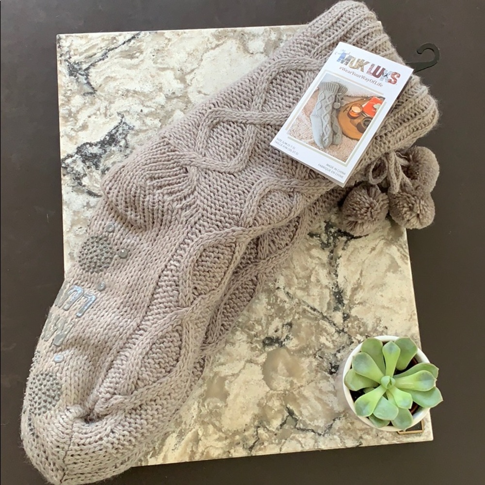 NWT- Muk Luks